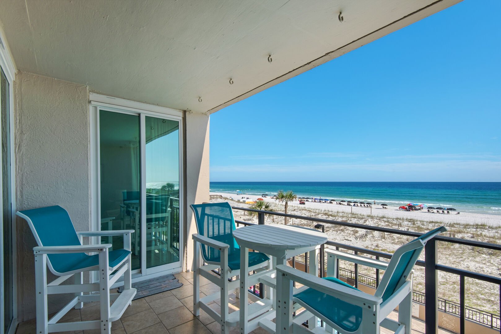 See Our Thanksgiving Day Vacation Rentals in Florida Breakers FWB