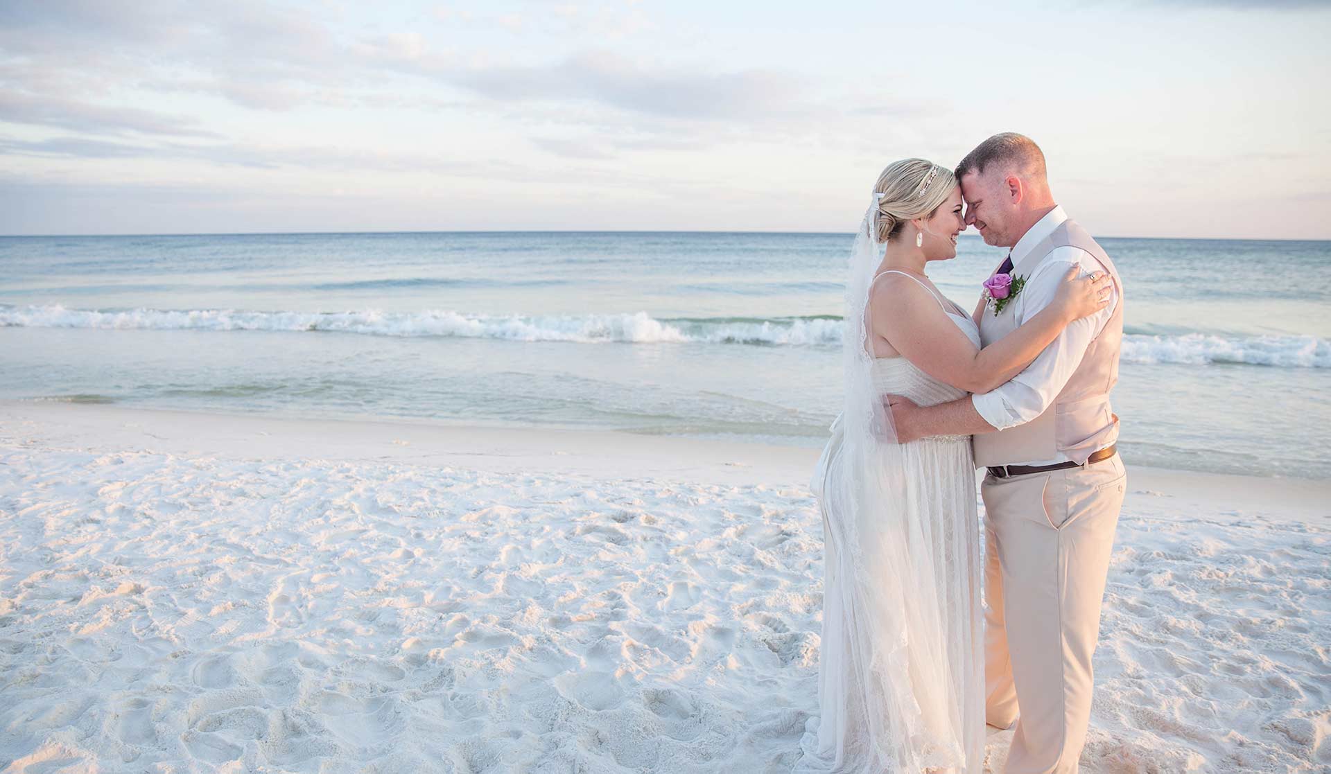 Tie The Knot At Fort Walton Florida S Best Resort Breakers Fort