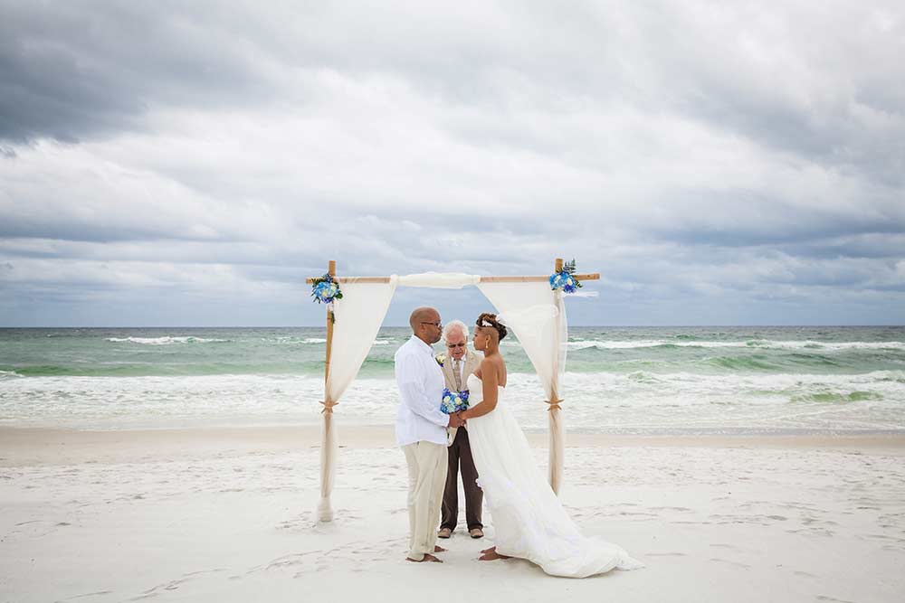 Tie The Knot At Fort Walton Florida S Best Resort Breakers Fort