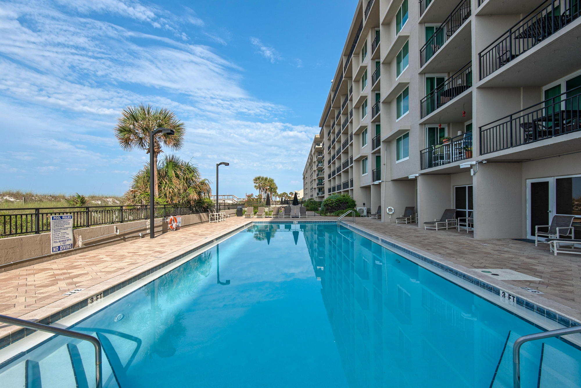 The Breakers Fort Walton resort with pool